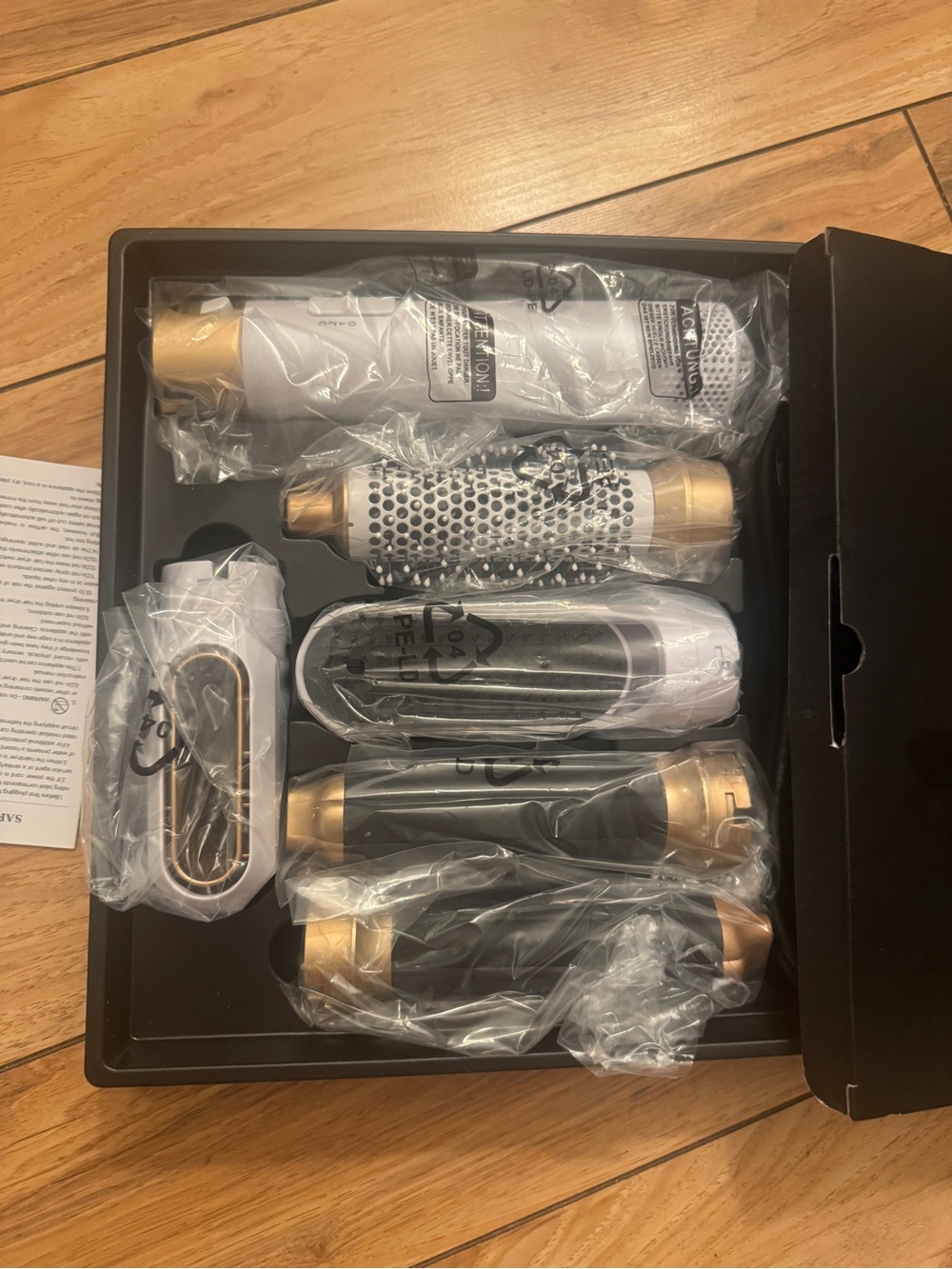 5 in 1 Hair Dryer Brush Set - Black & Gold